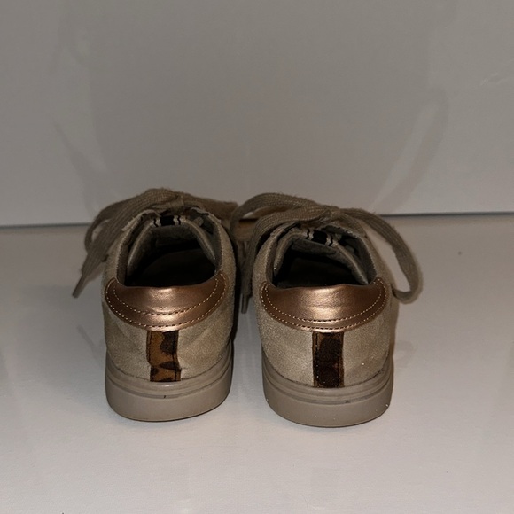 SHU SHOP- PAULA Camo Sneakers Girls Size 2 - Picture 3 of 5